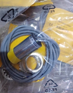 Capteur de proximité Ni15-M30-AN6X d'origine neuf pour applications d'automatisation industrielle, en stock - Product Image 4