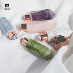 Rouleau de cristal de luxe sur la bouteille de pierre gemme d'huile essentielle de parfum - Product Image 2