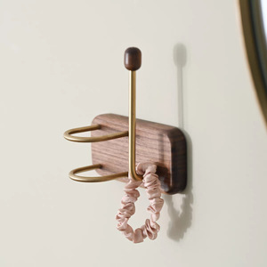 Support <span class=keywords><strong>mural</strong></span> en bois de noyer noir pour brosses <span class=keywords><strong>à</strong></span> <span class=keywords><strong>cheveux</strong></span> et élastiques, sans perçage, pour la maison, l'hôtel et la salle de bain - Product Image 5