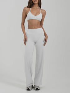 Lot de 2 pièces de vêtements de sport et de yoga à col halter en V profond, pantalon évasé taille haute, séchage rapide - Product Image 3