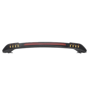 Pour modèles 2020-2025 : Aileron arrière avec feux LED et clignotants dynamiques à défilement, compatible 12V - Product Image 1