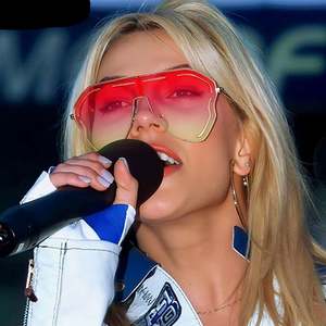 Gafas de Sol Cuadradas de Marca de Lujo con Logotipo Personalizado para Mujer, Montura Grande de Metal, Protección UV400, Gafas de Sol de Una Pieza Extra Grandes - Product Image 4