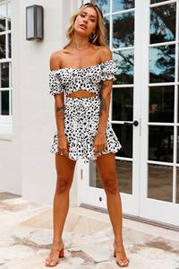 Minigonna leopardata a maniche corte Sexy da donna e Set Top estivo a due pezzi gonna a pieghe con lacci in vita - Product Image 4