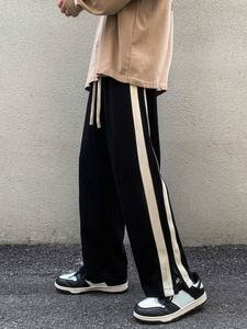 <span class=keywords><strong>กางเกง</strong></span>วอร์มแฟชั่นผู้ชายสีดำลายทางสีเขียวออกแบบโลโก้ได้ตามต้องการ - Product Image 6