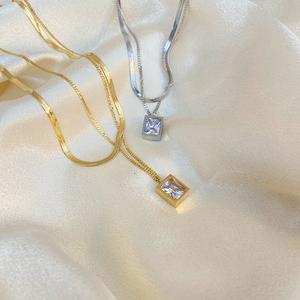 时尚18k镀金分层蛇链项链魅力防水不锈钢绿色立方锆石吊坠项链 - Product Image 1