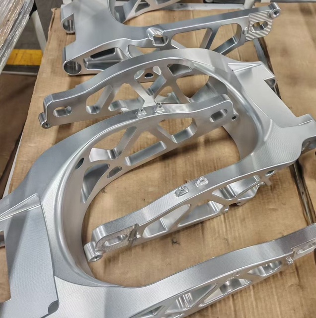 OEM Custom Stainless Steel/Aluminum Alloy CNC Machined Anodized Automotive Suspension Spare Parts