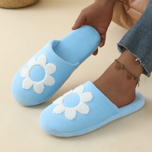 Nouvelles pantoufles en peluche printemps 2025 pour intérieur et extérieur, confortables pour la maison, motif fruits, haute qualité, vente en gros - Product Image 6