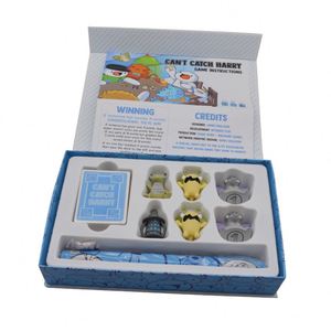 Jeu de cartes Can't Catch Harry avec figurines miniatures et instructions dans un emballage en boîte bleue - Product Image 1
