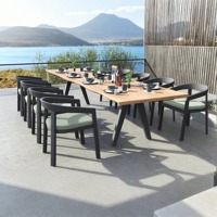 Ensemble de table et chaises de salle à manger d'extérieur en aluminium moderne avec coussins pour villa et bar à domicile