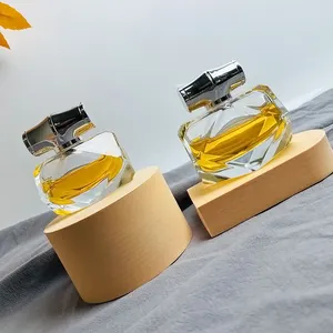 Botol parfum Semprot 30Ml 80Ml transparan bentuk berlian desain unik merek kelas atas kemasan botol parfum dengan tutup yang disesuaikan