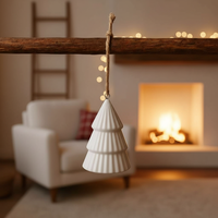 Vente en gros d'ornements de Noël suspendus en céramique de haute qualité, souvenirs, design moderne UV, faible MOQ, décorations de Noël pour la maison