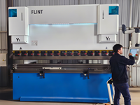 Prensa Plegadora Electrohidráulica CNC WE67K 40T 2500mm para Chapa Metálica, Compacta para Pequeños Talleres, Directo de Fábrica