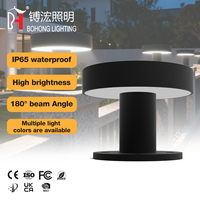 Lampadaire solaire LED extérieur de style moderne, étanche IP65, décoratif pour clôture et porte, avec couleur réglable