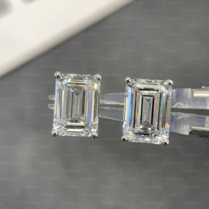 ต่างหูเพชรทรงเหลี่ยมมรกตที่ได้รับการรับรองจาก IGI ตัวเรือนทองคำขาว 9K-18K แบบสี่ก้านสำหรับผู้หญิง - Product Image 1