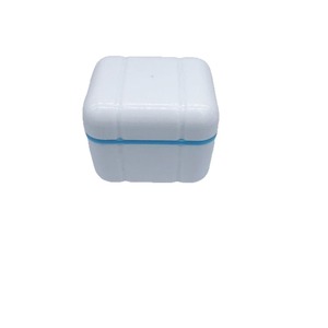Apoya el cuidado dental transfronterizo. El estuche dental de estilo europeo contiene una malla protectora para un uso seguro y no tóxico. - Product Image 2