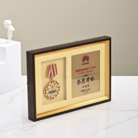 Badge souvenir de retraite personnalisé, médaille métallique gravée au laser écologique, plaque d'autorisation métallique, carte d'honneur, certificat