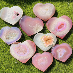Cœur en agate druzy de <span class=keywords><strong>quartz</strong></span> de guérison de haute qualité, sculpture de paume, agate <span class=keywords><strong>rose</strong></span> polie, géode en forme de cœur pour la décoration - Product Image 1