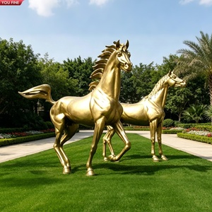 Sculpture de chevaux marchant en bronze doré YOUFINE, taille réelle, paire de chevaux galopants, statue pour jardin de villa moderne. - Product Image 1