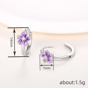 Orecchini a forma di fiore Morning Glory per donna, accessori per le orecchie semplici e alla moda da indossare tutti i giorni - Product Image 3