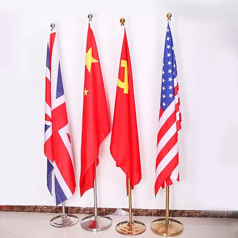 Çin fabrika satmak bayrak direği yüksek kalite 2M 2.6M 3m bayrak direği paslanmaz çelik bayrak konferans ofis kapalı bayrak tabanı ile standı