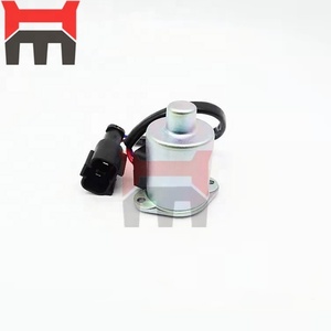 โซลินอยด์วาล์ว 12V 24V รุ่น 22F-60-21201 22F-60-31600 สำหรับรถขุด PC35-2 PC40mr-2 PC50MR-2 - Product Image 1