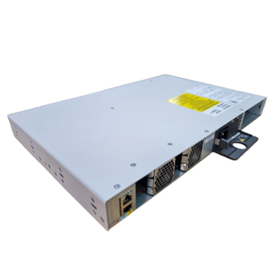 Commutateur d'entreprise non bloquant C9200L-24P-4G-A Catalyst 9200L 24 ports PoE+ 4x1G Uplink empilable 128 Gbit/s - Product Image 2