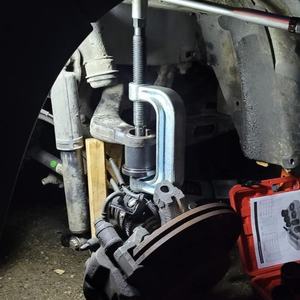 Heavy Duty 4-Wheel Drive Adaptadores para A Maioria 2WD 4WD Carros Carro Pickup Caminhão Leve Automotivo Bola Conjunta Imprensa Kit Ferramenta de Desmontagem - Product Image 6