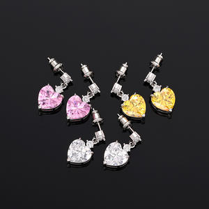 Pendientes de Corazón de Cristal Rosa Airbeau E3061 con Engaste de Garra, Joyería Romántica para Fiesta de Mujer - Product Image 6