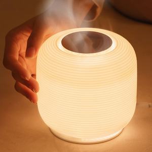 Diffuseur d'arômes USB à LED 7 couleurs, diffuseur d'huiles essentielles unique avec lumière nocturne, 300 ml - Product Image 1