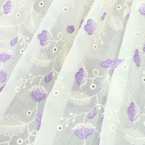 의류를위한 <span class=keywords><strong>Tencel</strong></span> 직물 다채로운 입체 꽃 자수 친환경 우유 실크 실 레이스 전폭 - Product Image 3