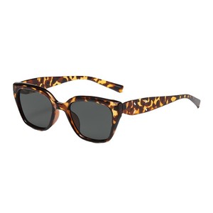 Lunettes de soleil Gm Cat Eye pour femmes, monture noire en PC, protection UV400, type 3, pare-soleil Yc11310 F1 - Product Image 3