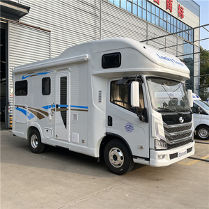Caravane mobile de luxe 4x2 avec grand espace <span class=keywords><strong>pour</strong></span> les voyages en famille, les vacances en autonomie et autres véhicules tout-terrain - Product Image 1