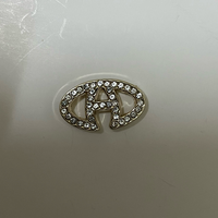 Plaques métalliques personnalisées en cristal écologique avec lettres, quincaillerie métallique ornée de strass pour la décoration de vêtements, chaussures et sacs à main
