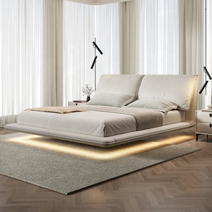 <span class=keywords><strong>Cama</strong></span> <span class=keywords><strong>Suspendida</strong></span> de Cuero de Lujo Minimalista Italiana, <span class=keywords><strong>Cama</strong></span> Doble Acolchada con Almacenamiento para Dormitorio Principal Moderno - Product Image 1