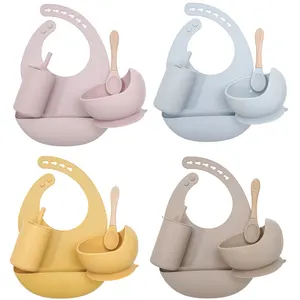 2023 Baby Products Food Grade Silicone Baby Feeding Set Bib Cup Spoon Baby Food Set 6-12 Months Wholesale Price