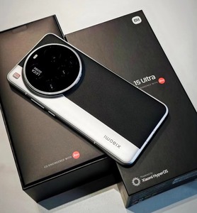 Smartphone Mi 15 Ultra Mi15 5G (quasi nuovo) con ROM Snapdragon <span class=keywords><strong>8</strong></span> Elite, display AMOLED da 6.7" a 120Hz, caricabatterie da 120W, NFC, OTA, Dual SIM e fotocamera da 200MP - Product Image 1