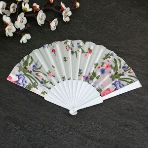 Abanico Plegable de Bambú Personalizado de 23 cm con Diseño Tallado para Decoración de Fiestas o Regalos Promocionales, Artesanía de Bambú Hecha a Mano - Product Image 5