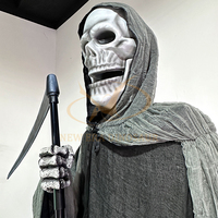 Décoration intérieure en métal de squelette de fantôme électrique Animatronic d'Halloween pour la garderie scolaire, le centre commercial ou l'aéroport pour la maison hantée
