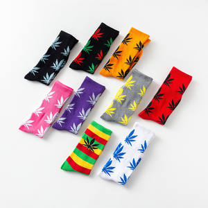 Calzini <span class=keywords><strong>Divertenti</strong></span> con Motivi di Foglie e Cannabis, Stile Hip Hop Rockbottom Harajuku, per <span class=keywords><strong>Uomo</strong></span> e Donna - Product Image 4