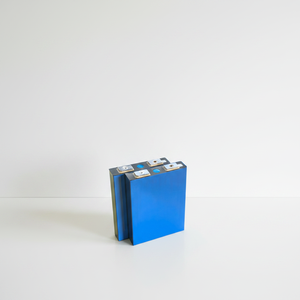 Eficiencia y Movilidad: Celdas de 3.2V 30Ah 3C para Proyectos Modernos de Bicicletas Eléctricas y Scooters - Product Image 1