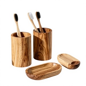 Juego de Baño Decorativo de Madera con Dispensador de Jabón, Portacepillos de Dientes y Accesorios a Juego para Baños de Lujo - Product Image 1
