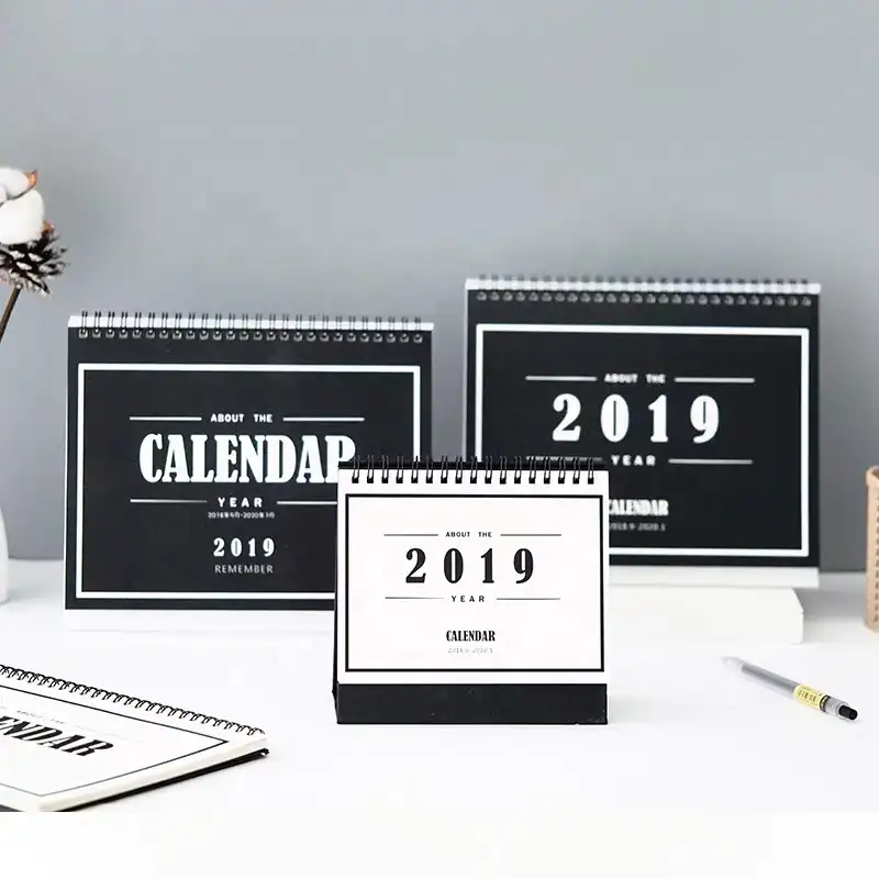 Voll farbdruck Spezial papier Jahres planer Benutzer definierter digitaler Kalender Druck/Wand Kalender
