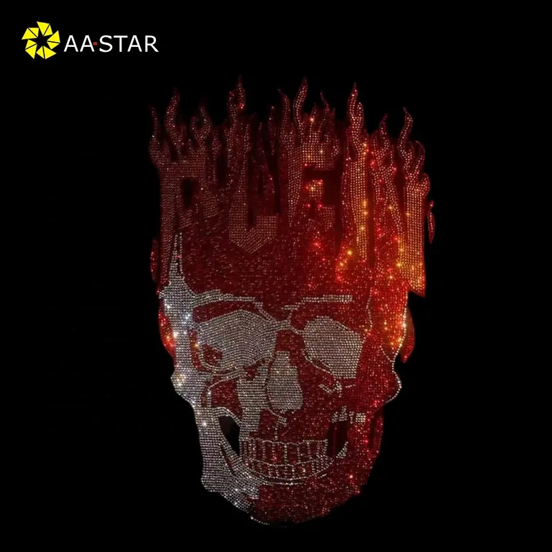 Big Size Eisen auf Strass Großhandel Motiv Transfer Flame Skull für T-Shirt