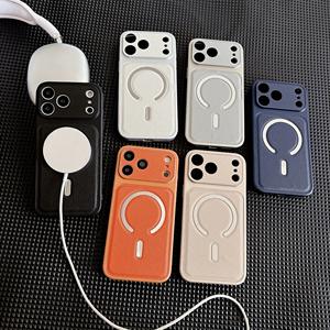 Étui magnétique pour iPhone 17 et Apple 17 Pro Max avec texture litchi et finition simili cuir, idéal pour un usage professionnel. - Product Image 4