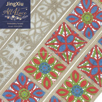 Vente en gros de ruban en polyester coloré style bohème, crocheté à la main, orné de perles et de paillettes, pour accessoires de sangle de sac et de sangle de guitare