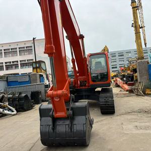 Excavatrice Doosan DX225 de 22 tonnes, engin de terrassement lourd, grande excavatrice dotée d'un moteur, d'une boîte de vitesses et d'une pompe. - Product Image 2