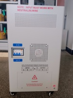 Régulateur de tension triphasé TNS-10KVA 15KVA 20KVA avec servomoteur – Catégorie de produit : Régulateur AVR