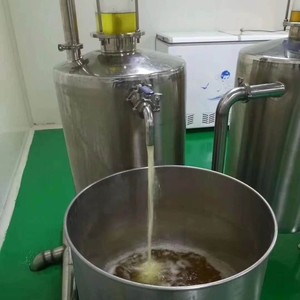 Chất lượng cao lớp mỹ phẩm aromatherapeutic lớp thực phẩm lớp tinh khiết tự nhiên cây bách xù Berry dầu cây bách xù Berry tinh dầu - Product Image 6