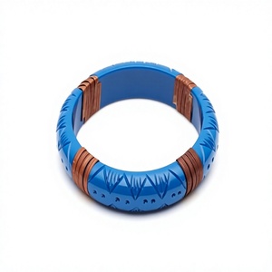 Best Quality Handmade Resin Carved <b>Bangle</b> Stylish Design With Floral Pattern Round Shape Green Color Folk Art Jewelry For Women - Product Image 6