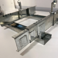 Profils de suspension dissimulés à montage direct pour plafond suspendu, en acier galvanisé, profilés métalliques légers pour la décoration intérieure